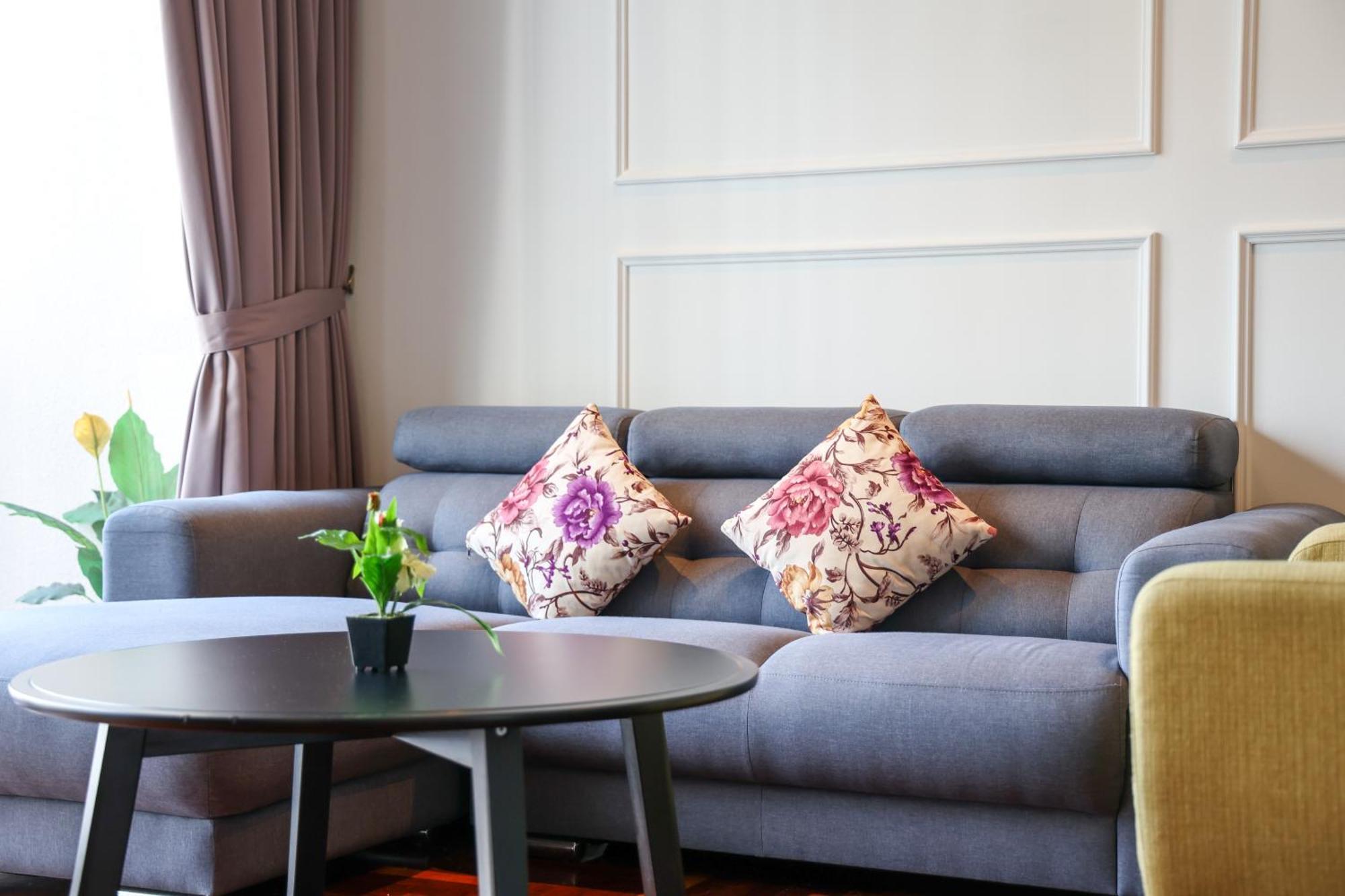 Two-Bedroom Deluxe Apartment